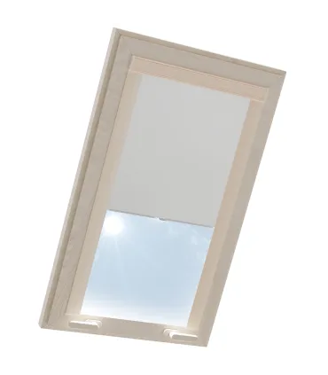 Roleta termoizolacyjna na okno dachowe VELUX w aluminiowej kasecie Jasnoszara